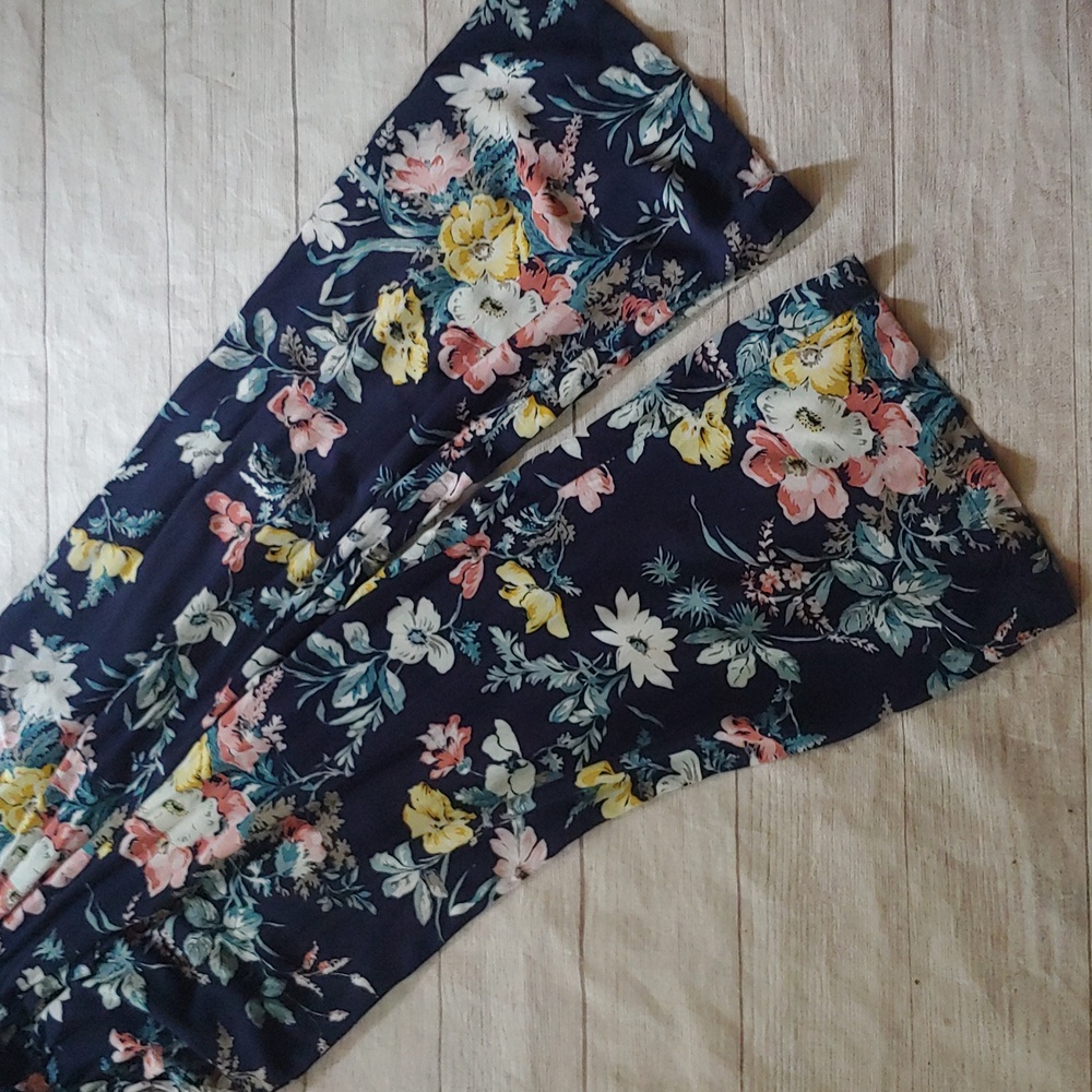 Loft Floral Patterned Jumpsuit With Pockets - image 5